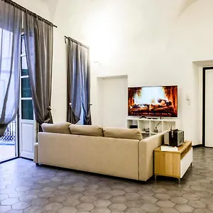 Archivolto Del Teatro, 3 Albenga